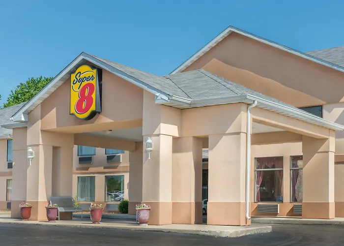 Super 8 By Wyndham Troy Il/St. Louis Area